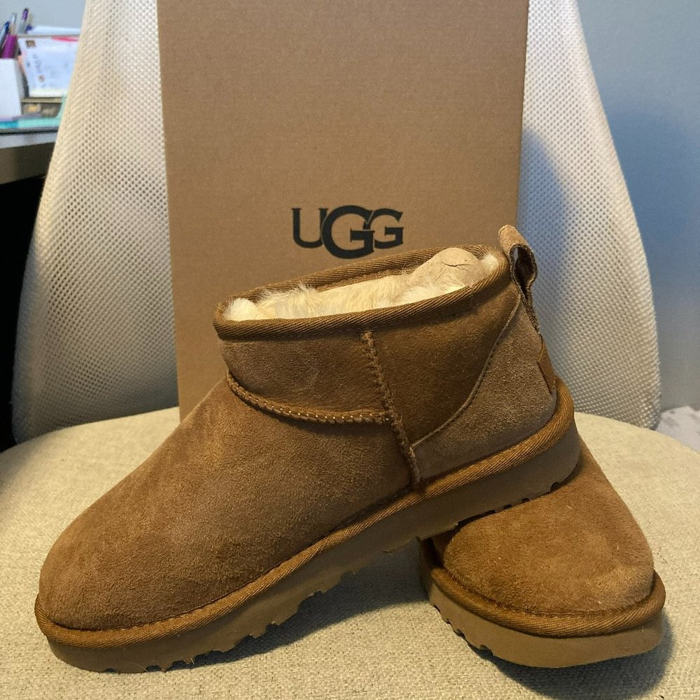 Ugg Ultra Mini size 7 Chestnut